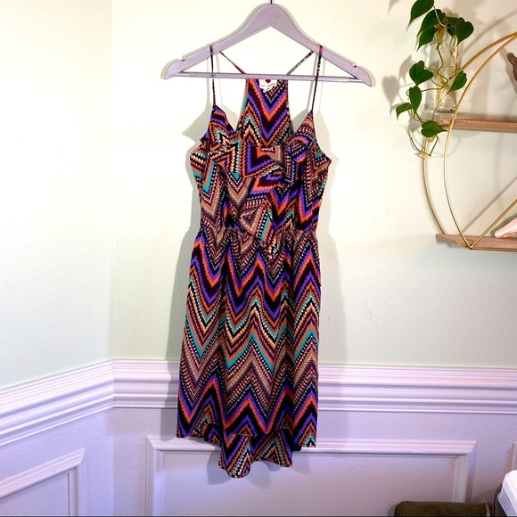 Boho style colorful Chevron Print Pixelated Racer Back Strappy mini dress size S - Picture 1 of 6